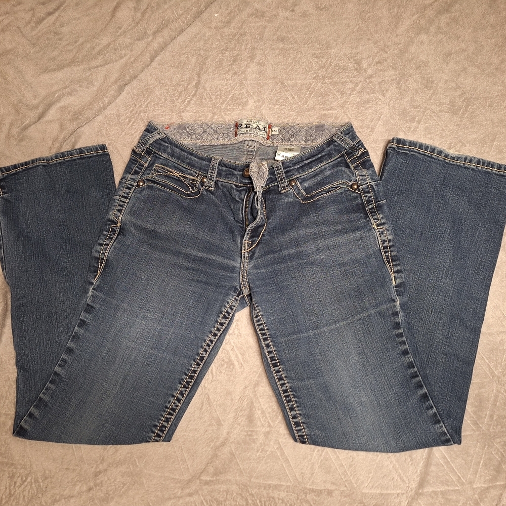 32R Ariat R.E.A.L. jeans